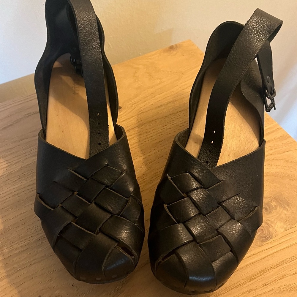 Trippen Ankle Strap Sandals  EUR 39